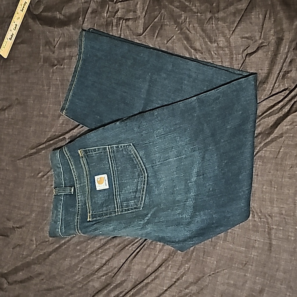 NWT Carhartt Relaxed fit rugged jeans